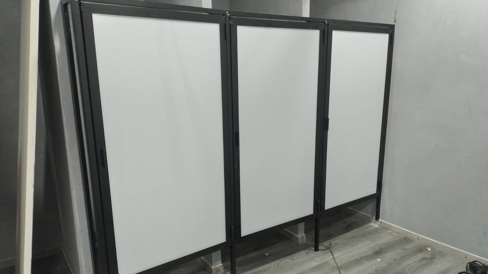 Copy of PUERTA DE ALUMINIO